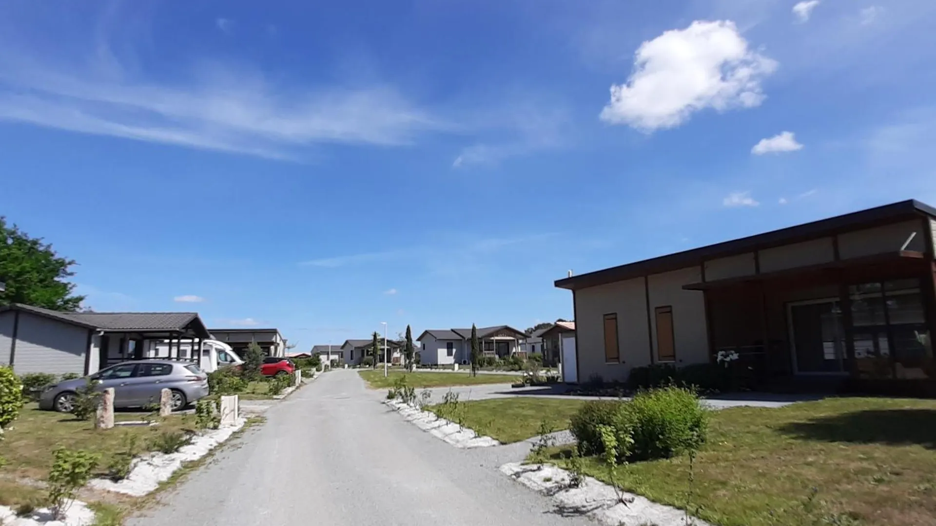 Chalet 3 Chambres Avec Piscine Chauffee, Proche Golfe Du Morbihan, Ideal Pour Familles! - Fr-1-783-5 Marzan